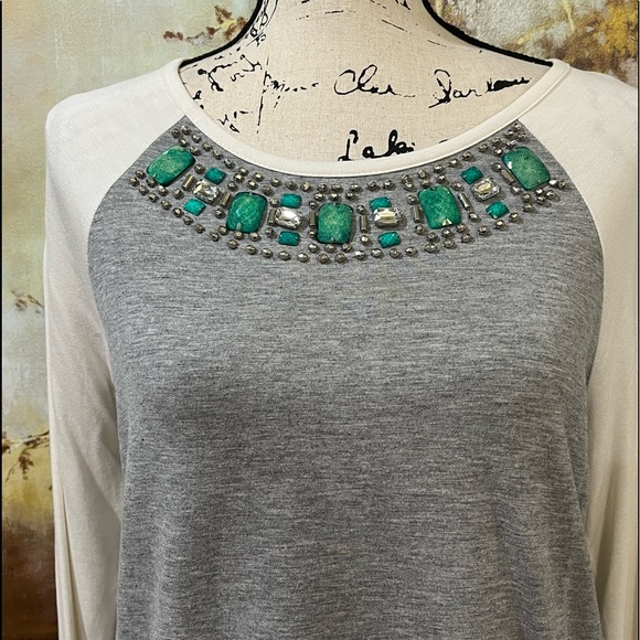 NWOT KENZIE Gorgeous Rhinestone Embellished High/Low Top - Picture 2 of 10